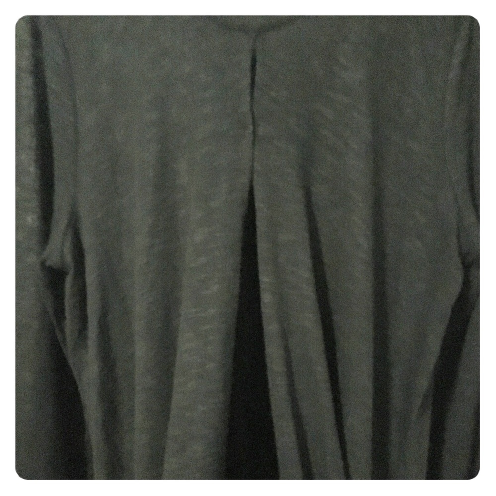 Black XL faded glory cross front open shirt.